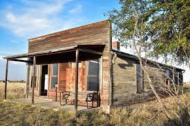 Photo of an old building in Dearfield